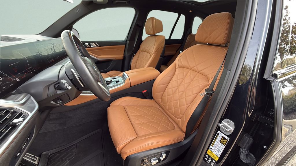 Certified 2024 BMW X5 M60i image 5