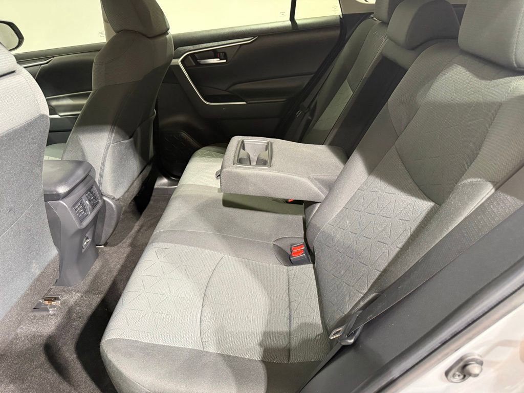 Certified 2022 Toyota RAV4 XLE w/ Convenience Package AWD/4WD image 20