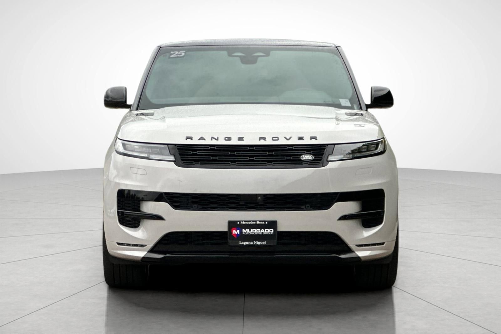 Used 2025 Land Rover Range Rover Sport Dynamic SE image 5