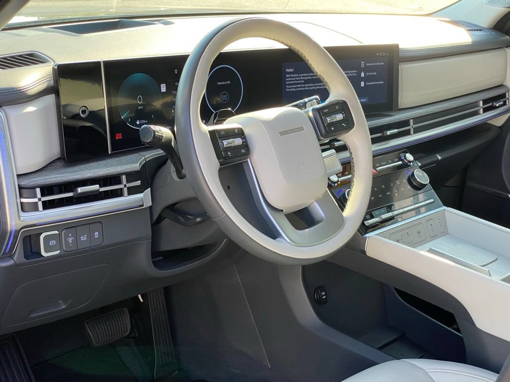 Used 2024 Hyundai Santa Fe Calligraphy FWD image 10