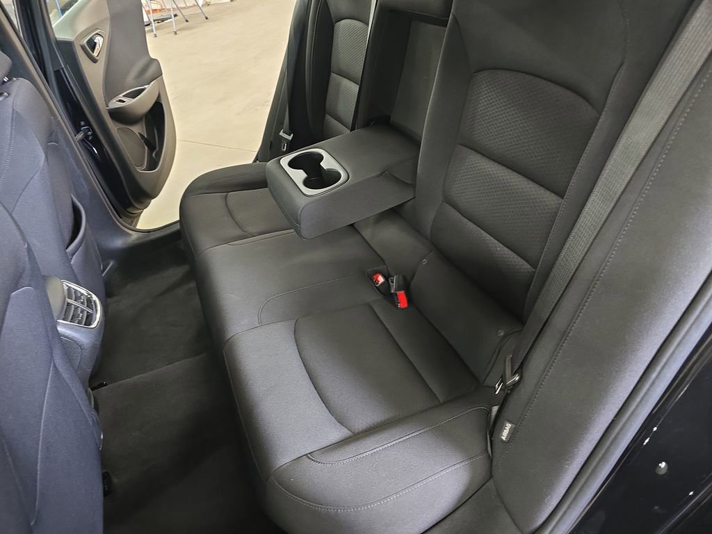 Used 2023 Chevrolet Malibu LT FWD image 14