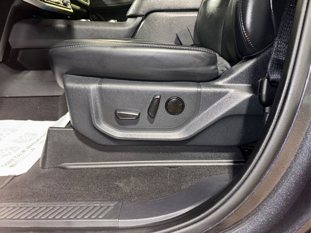 Certified 2024 Ford Expedition Max XLT image 29