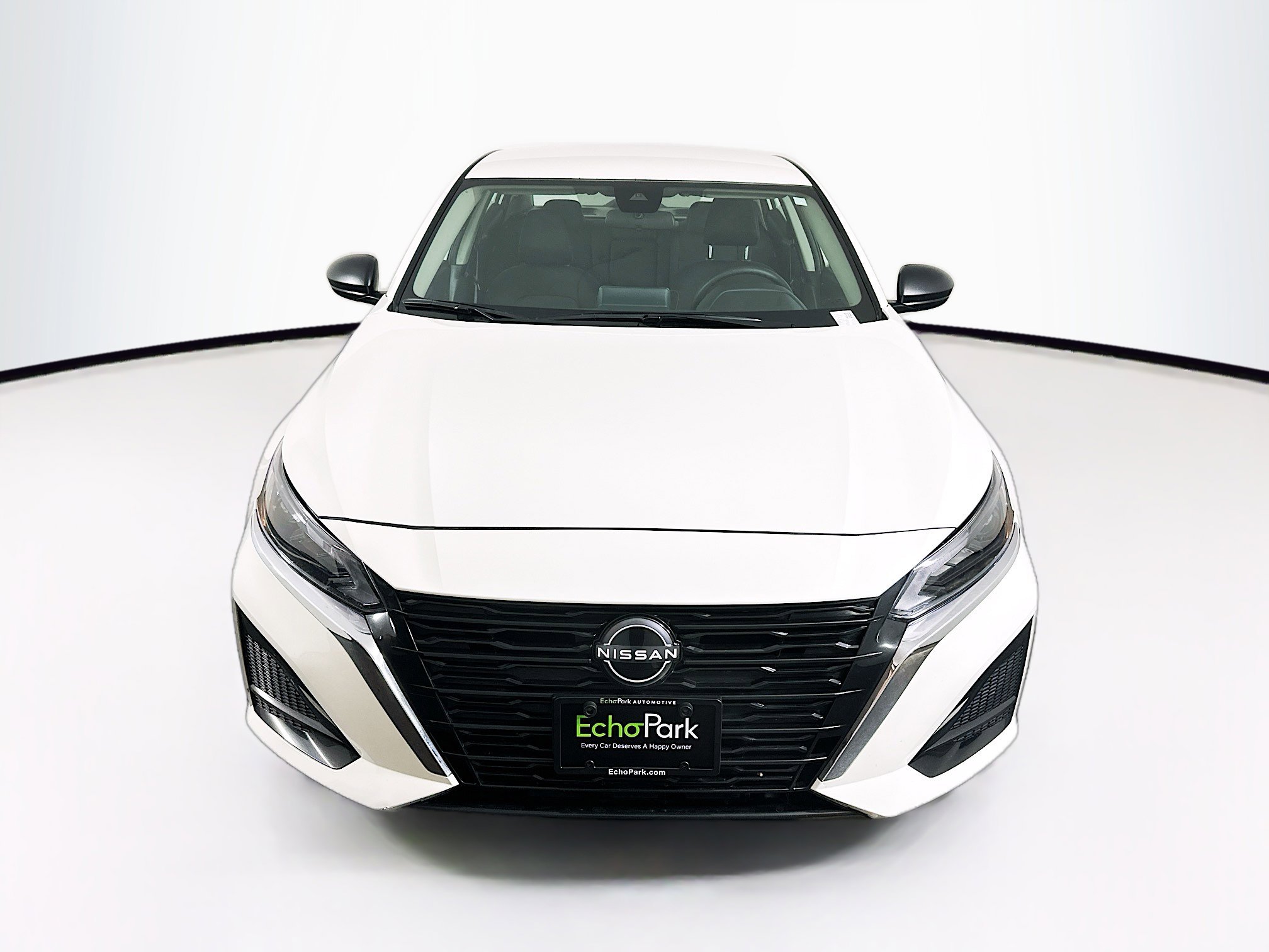 Used 2025 Nissan Altima 2.5 SV image 2