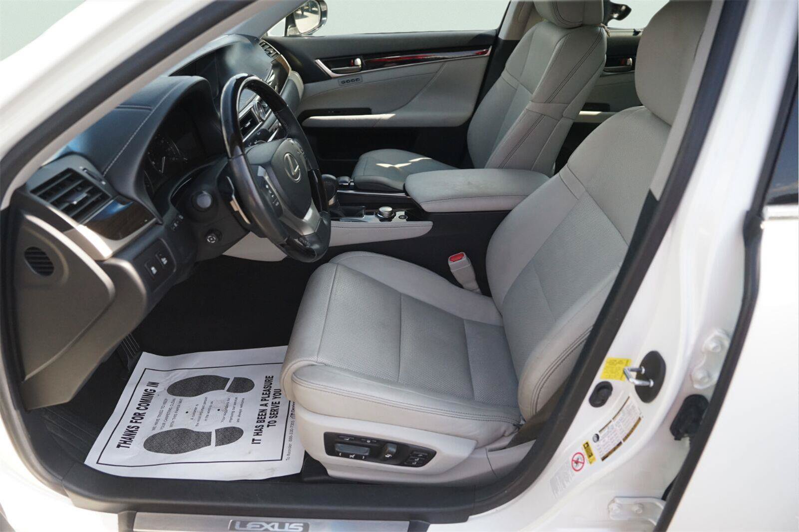 Used 2014 Lexus GS 350 w/ Luxury Package RWD image 9