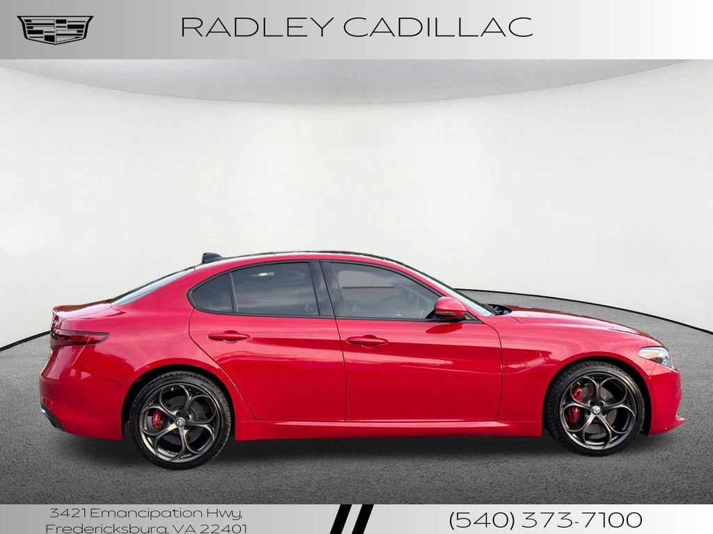 Used 2019 Alfa Romeo Giulia Ti Sport w/ Quick Order Package 22S Sport AWD/4WD image 19