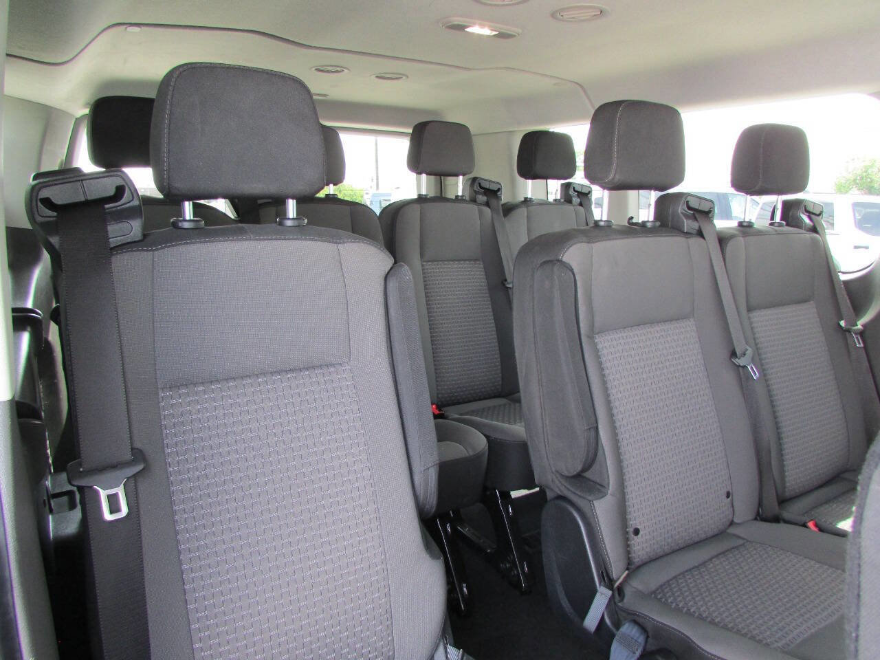 Used 2024 Ford Transit 350 XLT RWD image 22