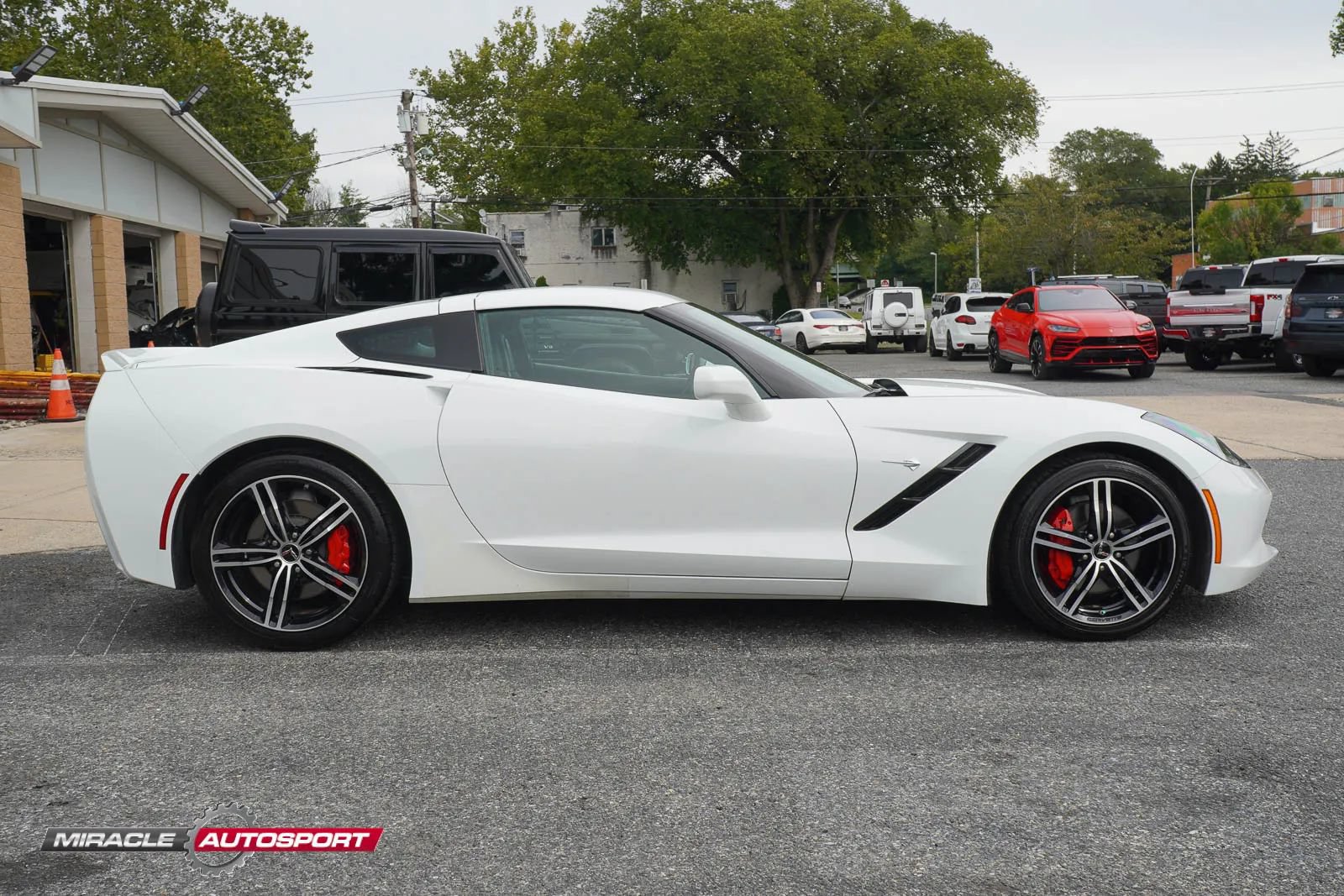 Used 2017 Chevrolet Corvette Stingray Coupe w/ 3LT Preferred Equipment Group RWD image 8