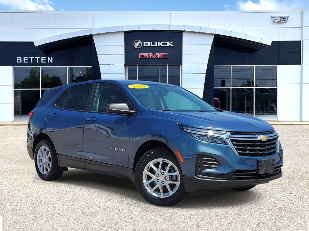 Used 2024 Chevrolet Equinox LS w/ LS Convenience Package AWD/4WD image 1