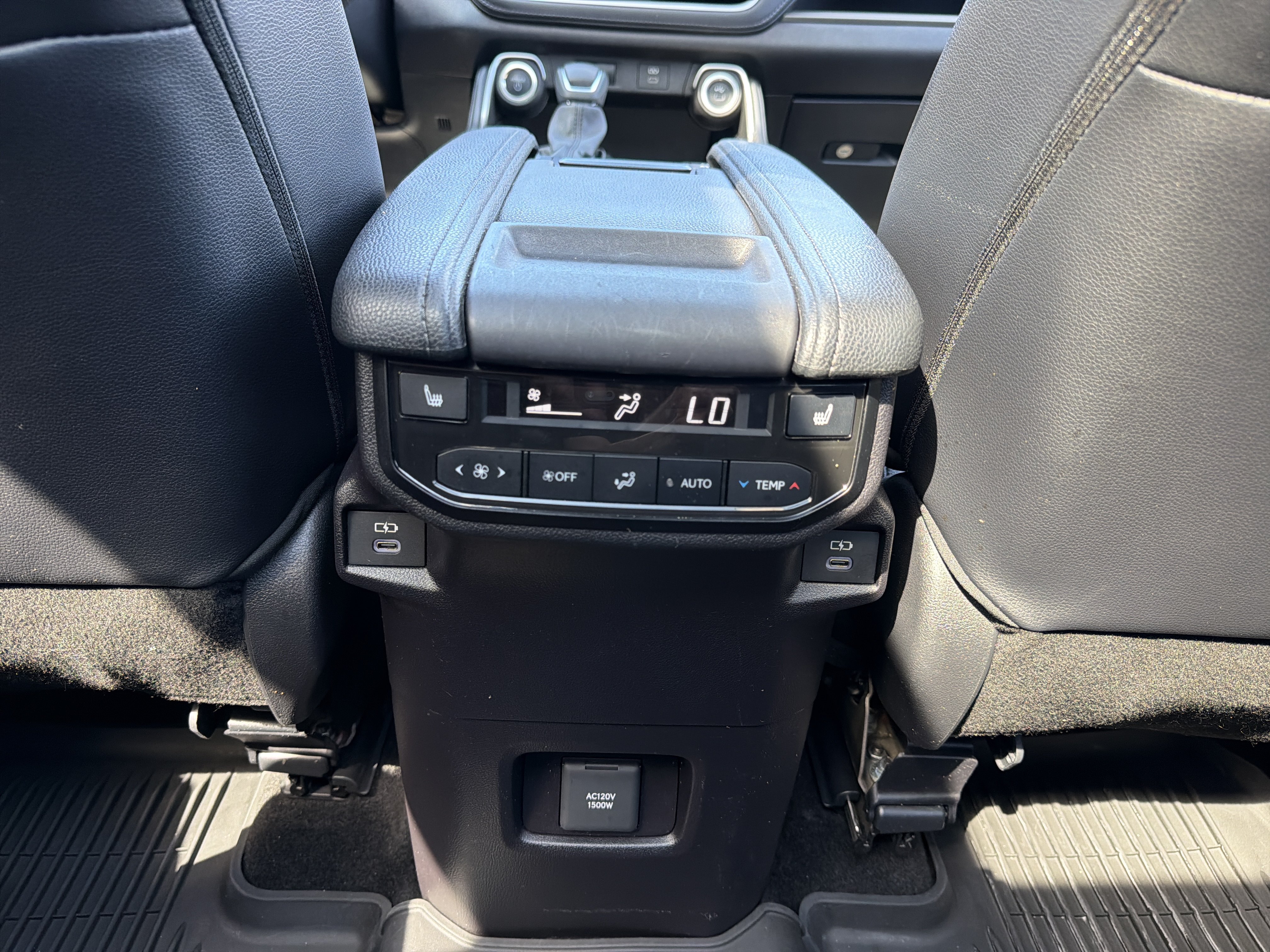 Used 2025 Toyota Grand Highlander AWD Hybrid image 29
