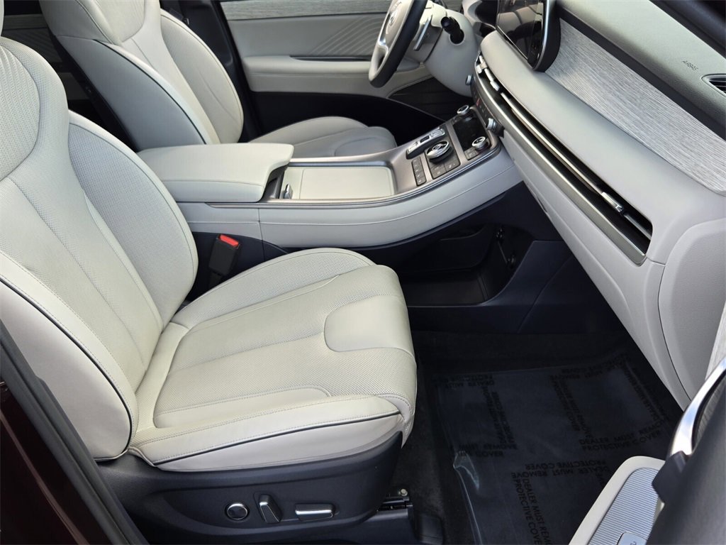 Used 2024 Hyundai Palisade Calligraphy image 18