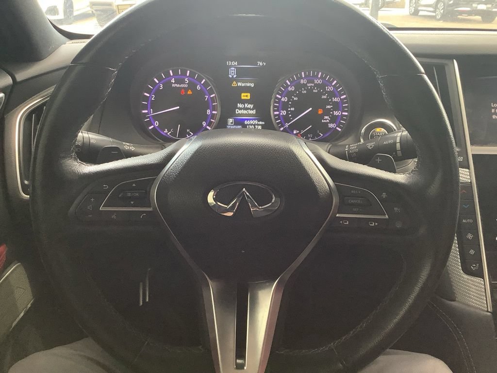 Used 2017 INFINITI Q60 Red Sport 400 AWD/4WD image 12