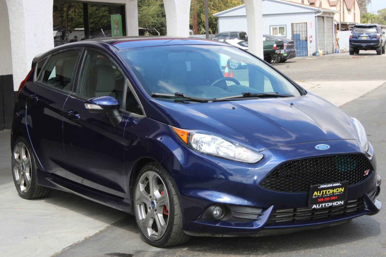 Used 2016 Ford Fiesta ST w/ ST Recaro Package FWD image 3
