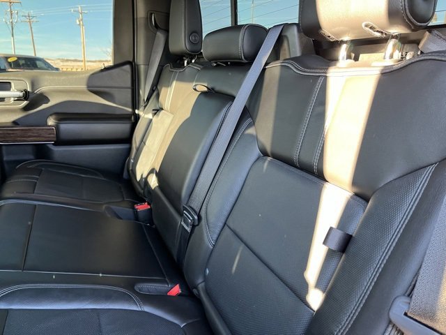 Used 2019 Chevrolet Silverado 1500 High Country image 16