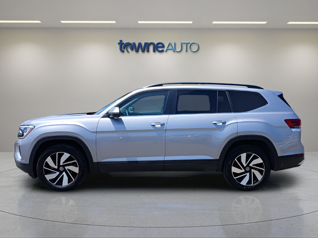 Used 2026 Volkswagen Atlas SE AWD/4WD image 3