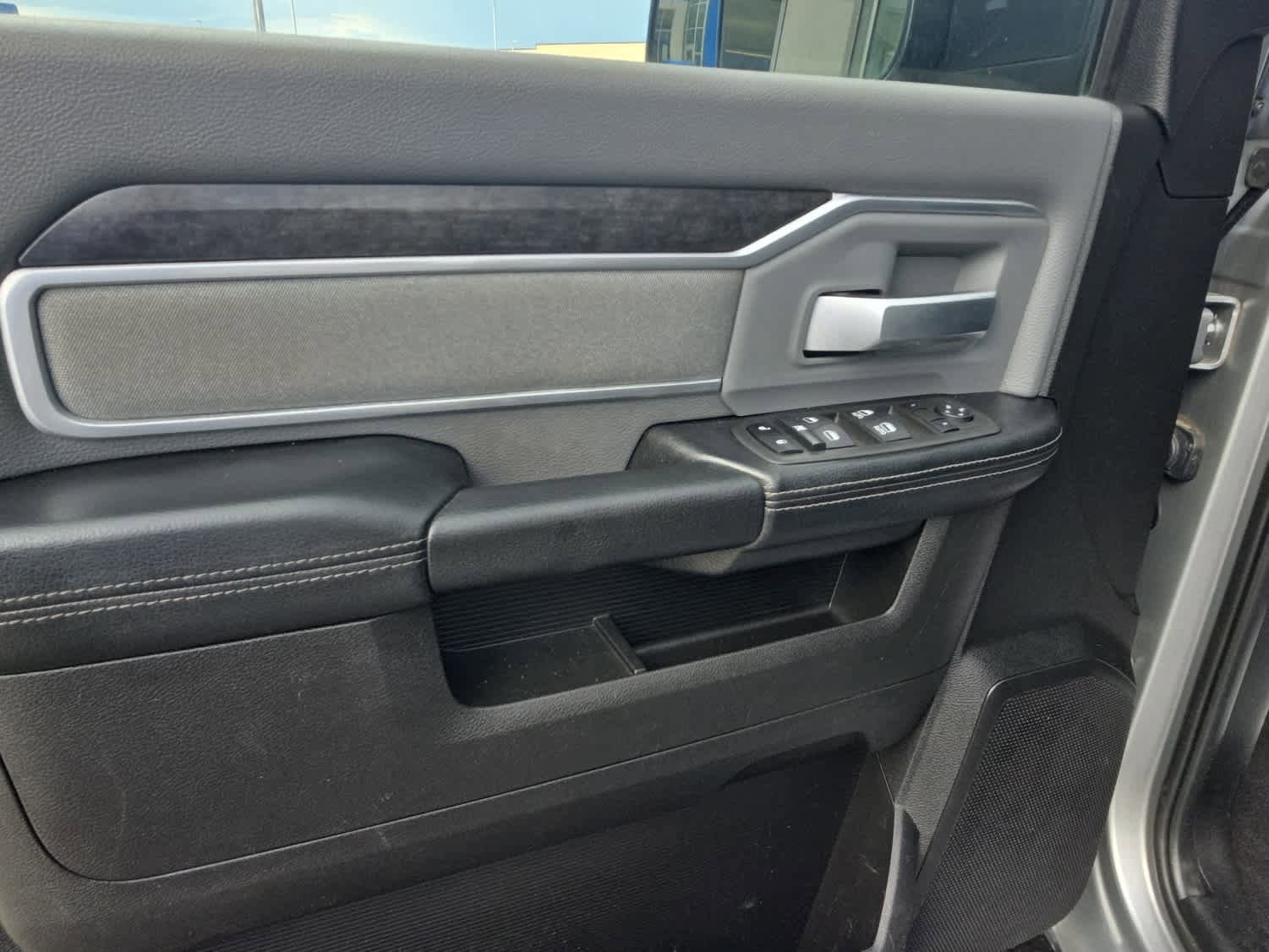 Used 2022 RAM 2500 Big Horn AWD/4WD image 18