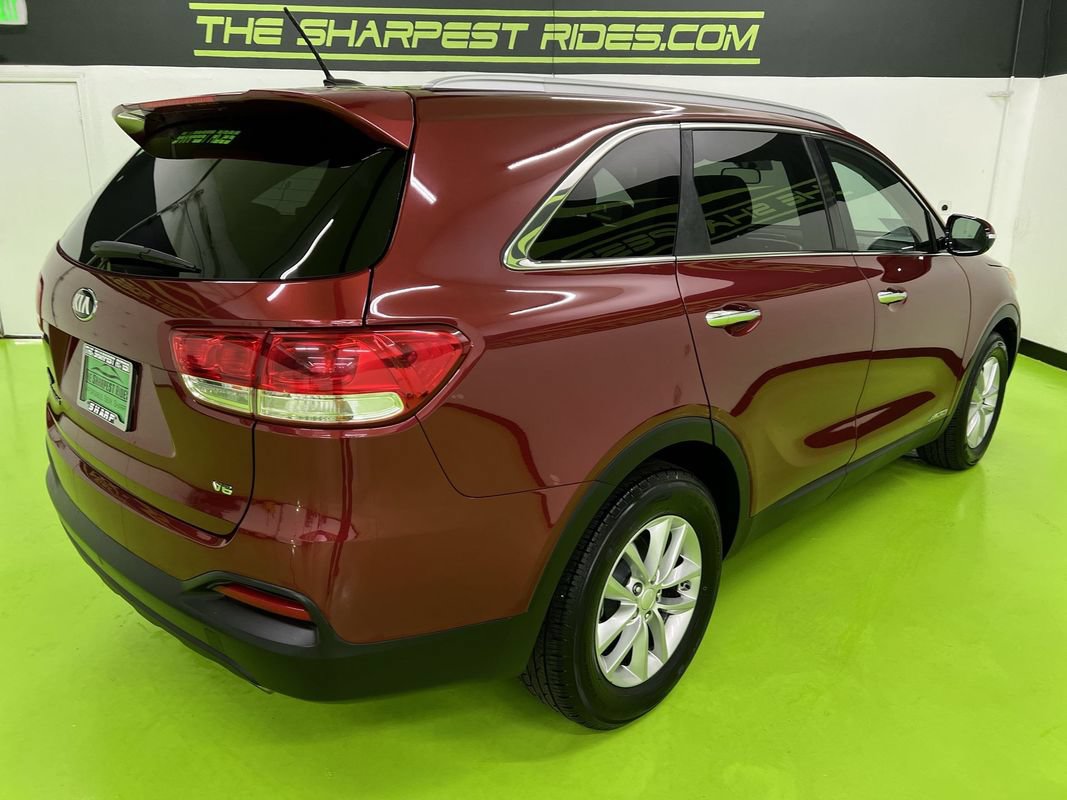 Used 2016 Kia Sorento LX AWD/4WD image 10