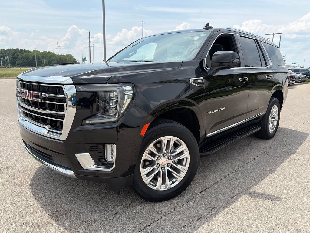 Used 2022 GMC Yukon SLT w/ SLT Luxury Package AWD/4WD image 3
