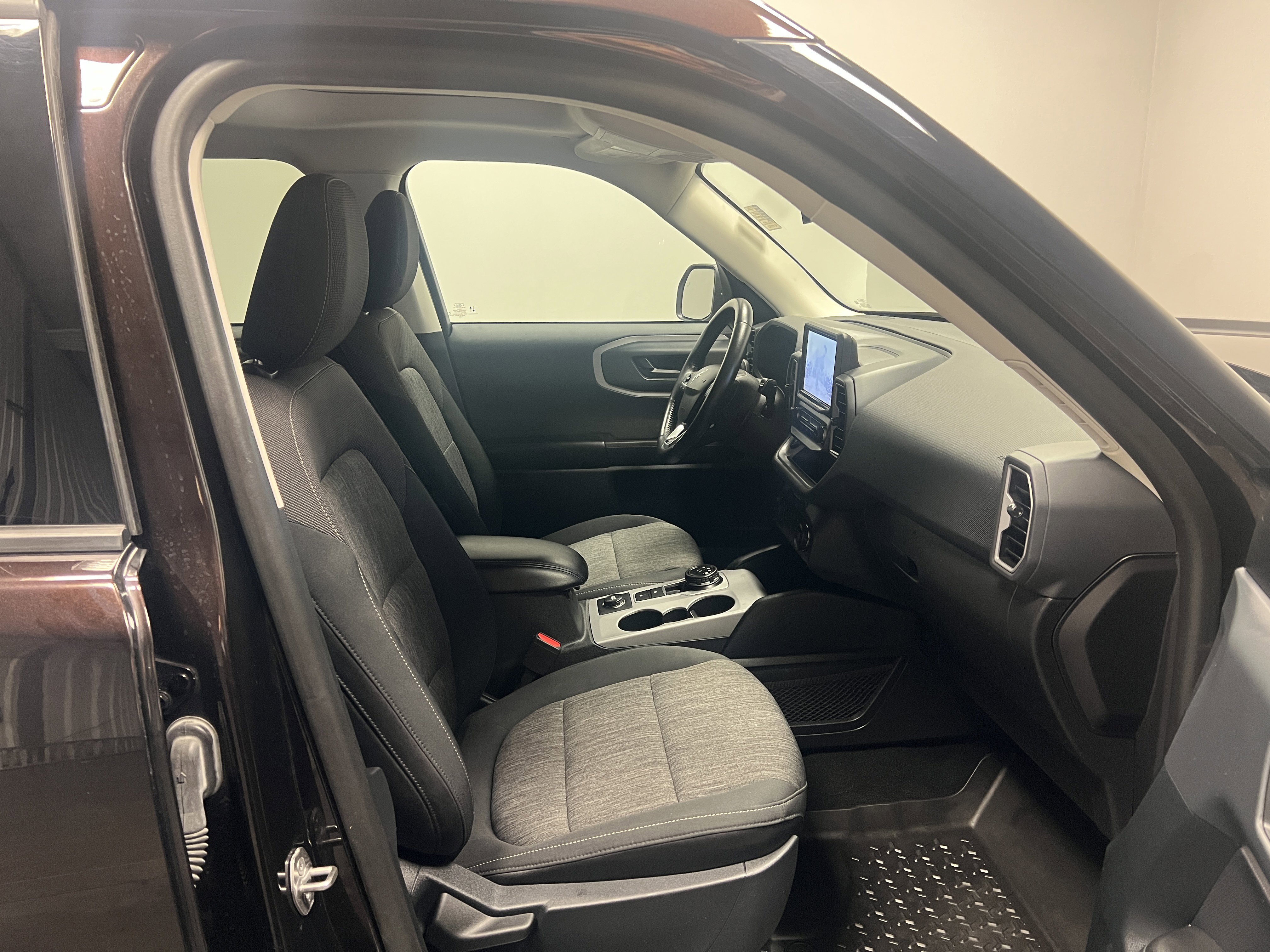 Used 2021 Ford Bronco Sport Big Bend w/ Big Bend Package image 15