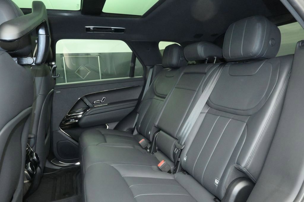 Used 2025 Land Rover Range Rover Sport Dynamic SE AWD/4WD image 22