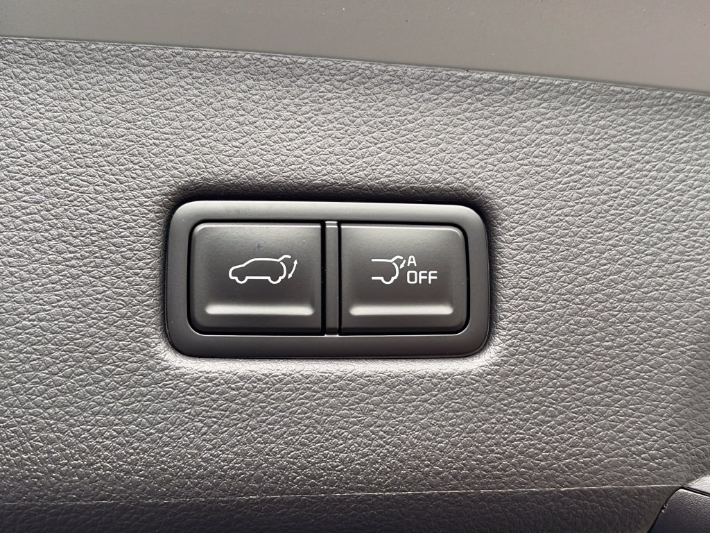 New 2027 Kia Carnival EX FWD image 8