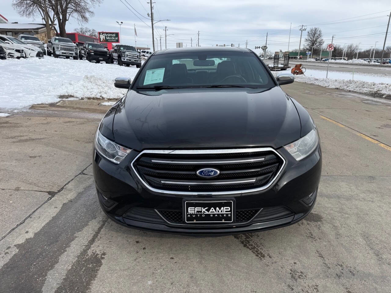 Used 2014 Ford Taurus Limited AWD/4WD image 8
