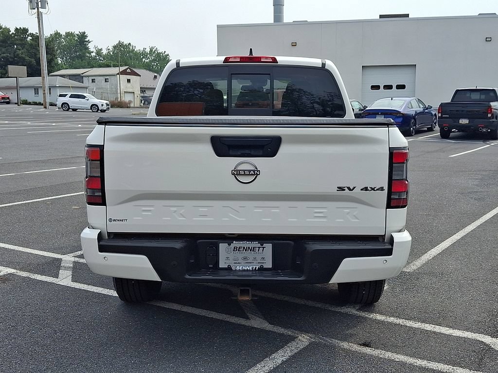 Used 2022 Nissan Frontier SV w/ Technology Package AWD/4WD image 5