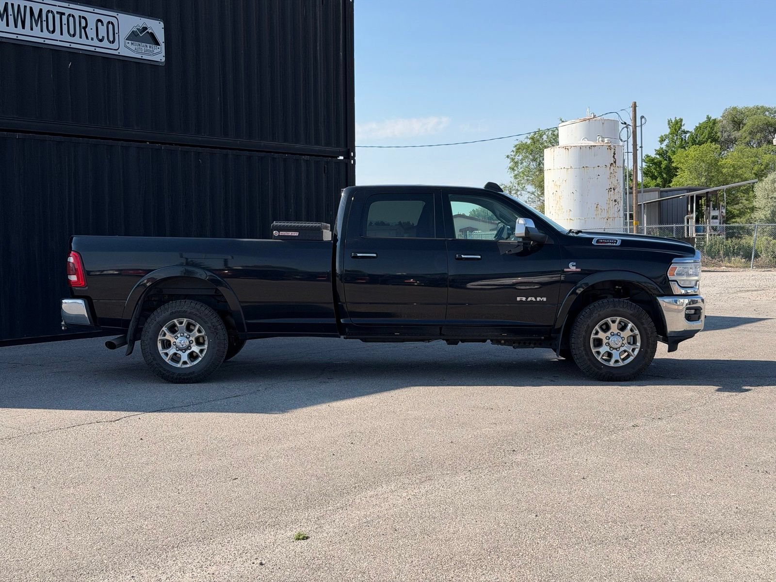 Used 2020 RAM 3500 Laramie AWD/4WD image 4