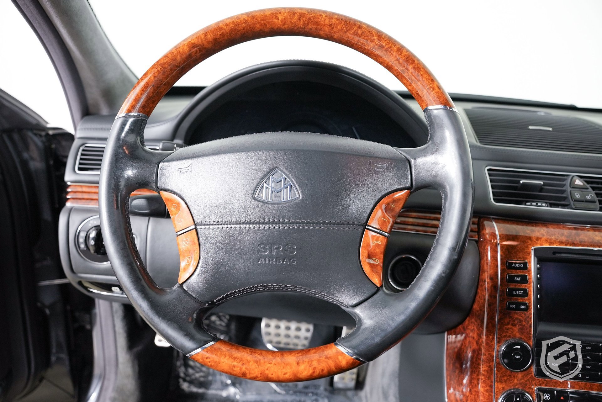 Used 2004 Maybach 57 image 18