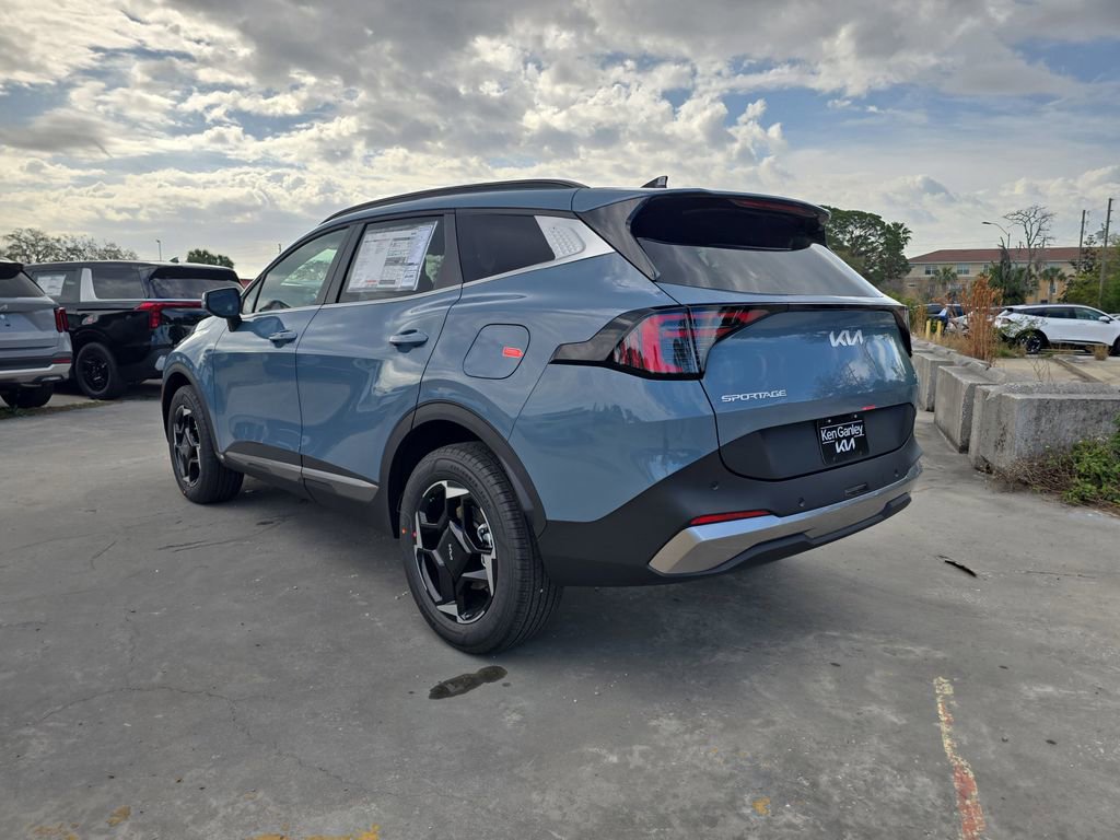 New 2026 Kia Sportage EX image 6
