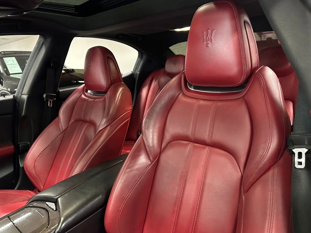 Used 2018 Maserati Ghibli S GranSport image 17