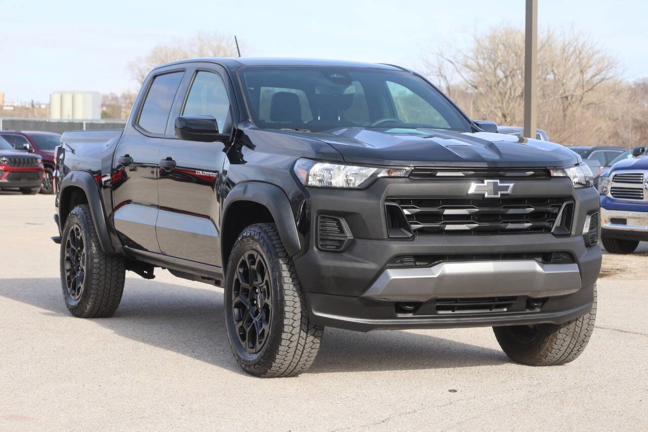 Used 2026 Chevrolet Colorado Trail Boss image 4