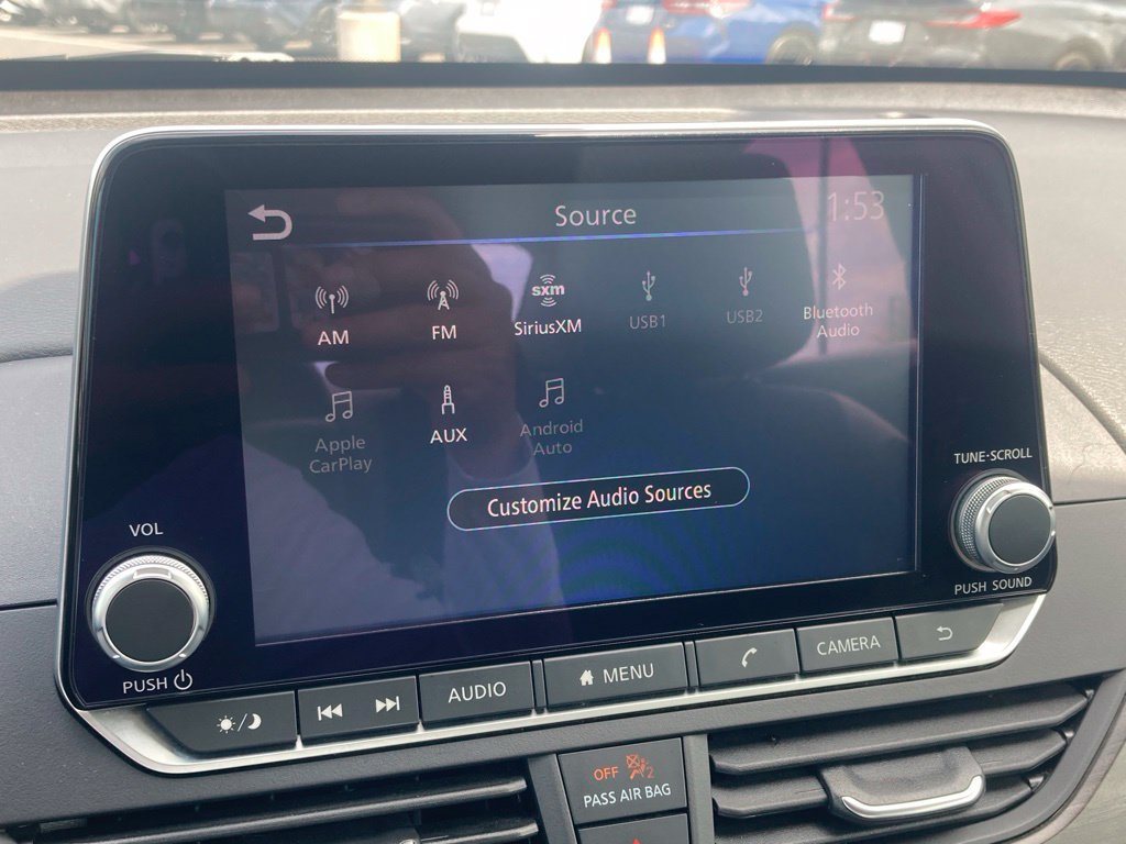 Used 2025 Nissan Altima 2.5 SV FWD image 21