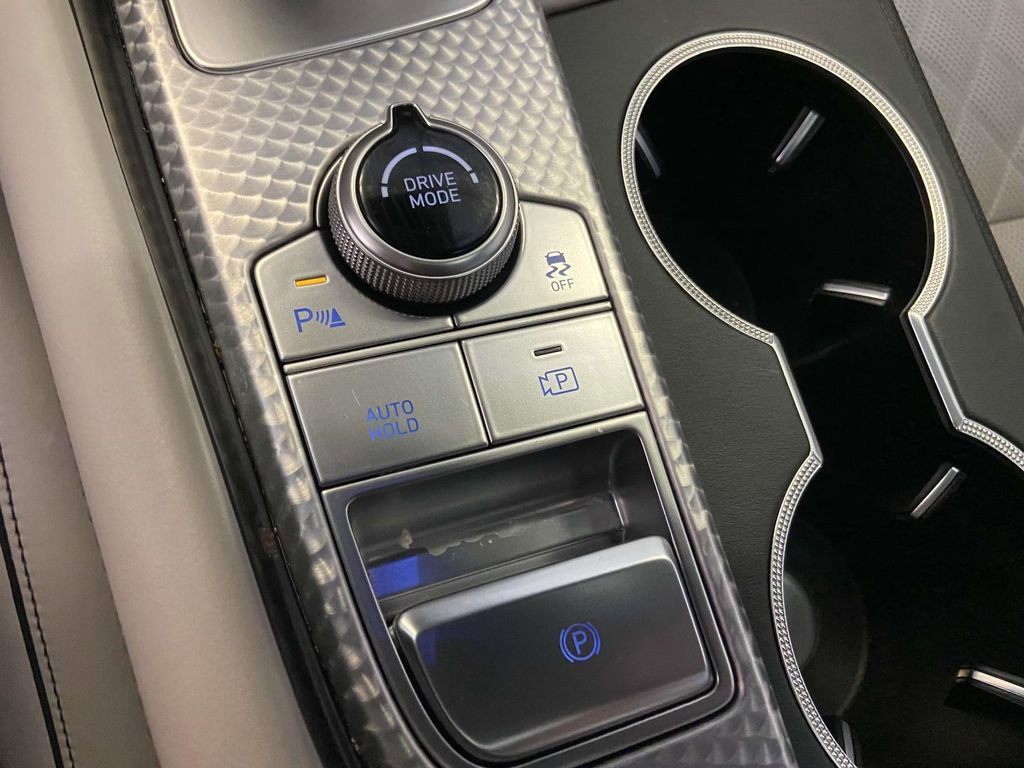 Used 2023 Genesis G70 3.3T w/ Sport Prestige Package image 24