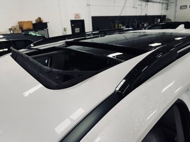 Used 2024 Honda Pilot Touring image 10