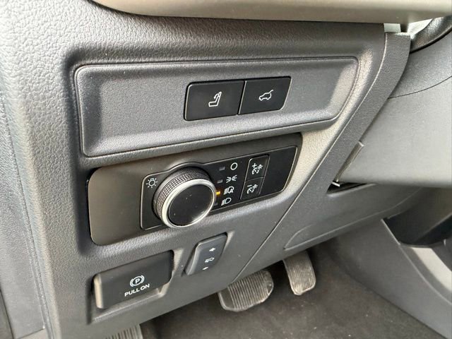 Used 2024 Ford Expedition Max XLT image 17