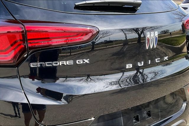 Used 2024 Buick Encore GX Sport Touring image 8