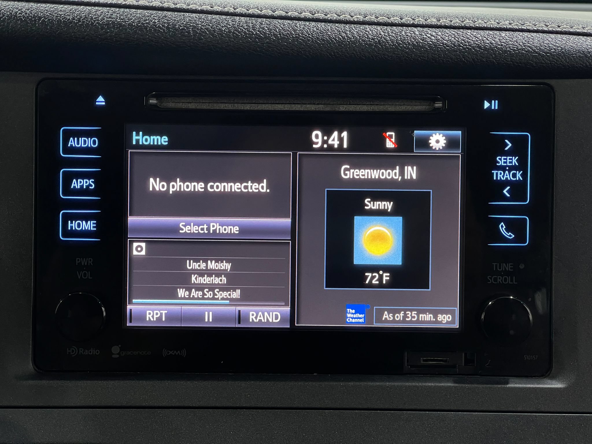 Used 2017 Toyota Sienna XLE w/ XLE Navigation Package FWD image 23