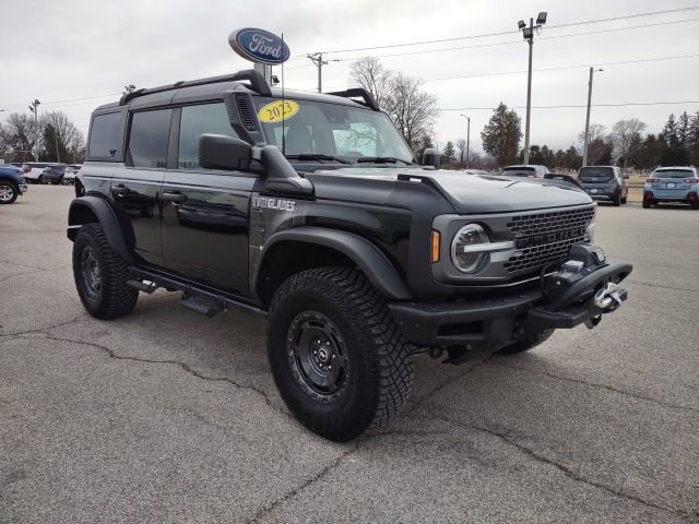 Used 2023 Ford Bronco Everglades image 7