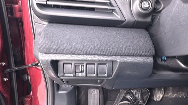 Certified 2025 Subaru Outback Premium w/ Popular Package #1A image 36