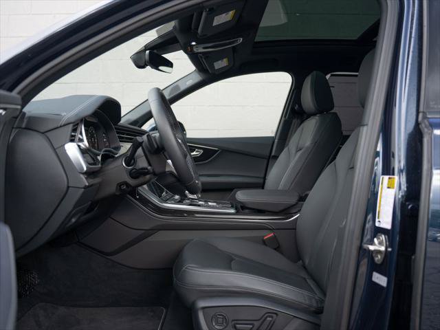 Certified 2025 Audi Q7 2.0T Premium Plus w/ Premium Plus Package AWD/4WD image 17