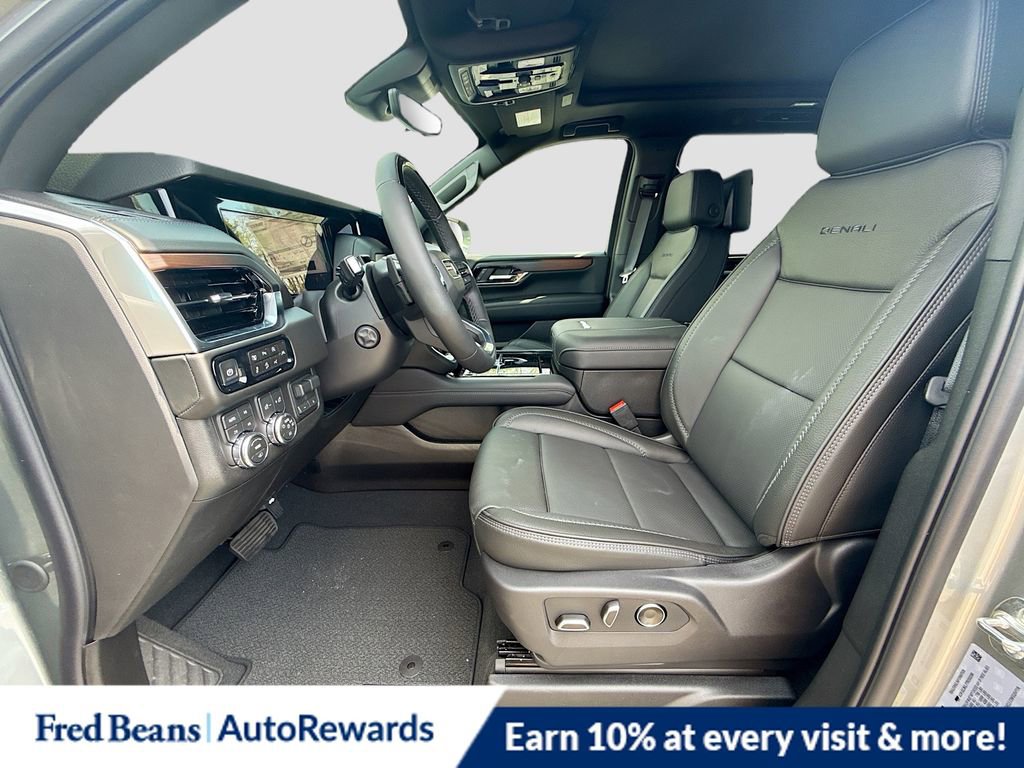 New 2026 GMC Yukon XL Denali w/ Denali Reserve Package AWD/4WD image 21