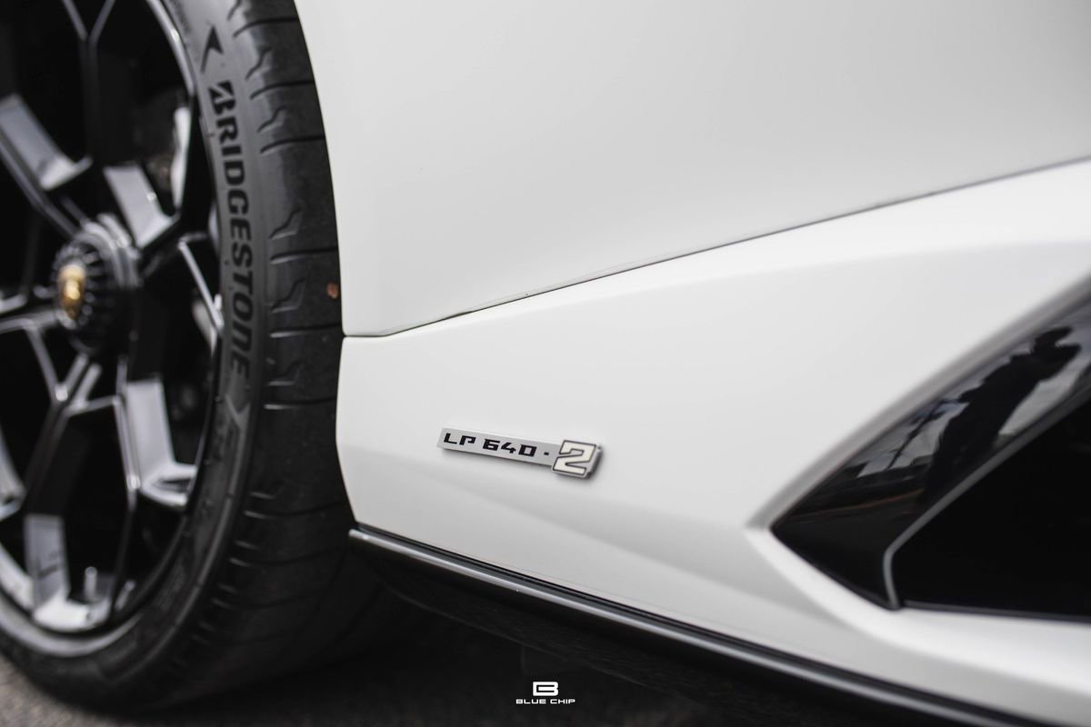 Used 2024 Lamborghini Huracan Tecnica image 20
