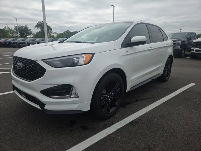 Used 2023 Ford Edge ST-Line w/ Class II Trailer Tow Package AWD/4WD video 2