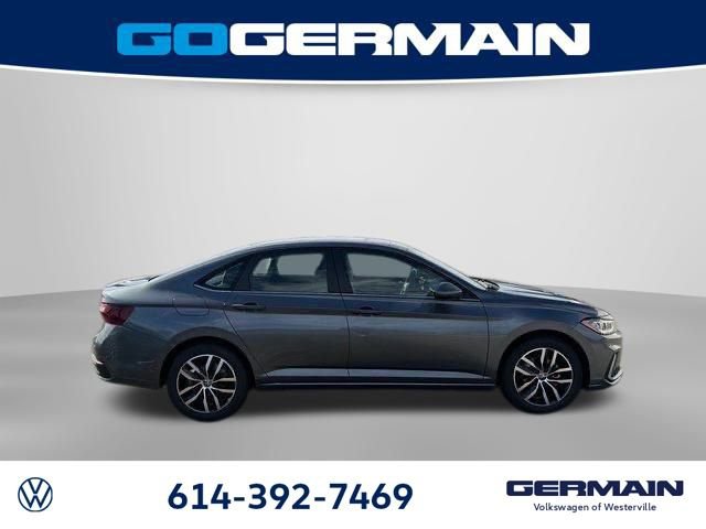 New 2026 Volkswagen Jetta SE FWD image 7