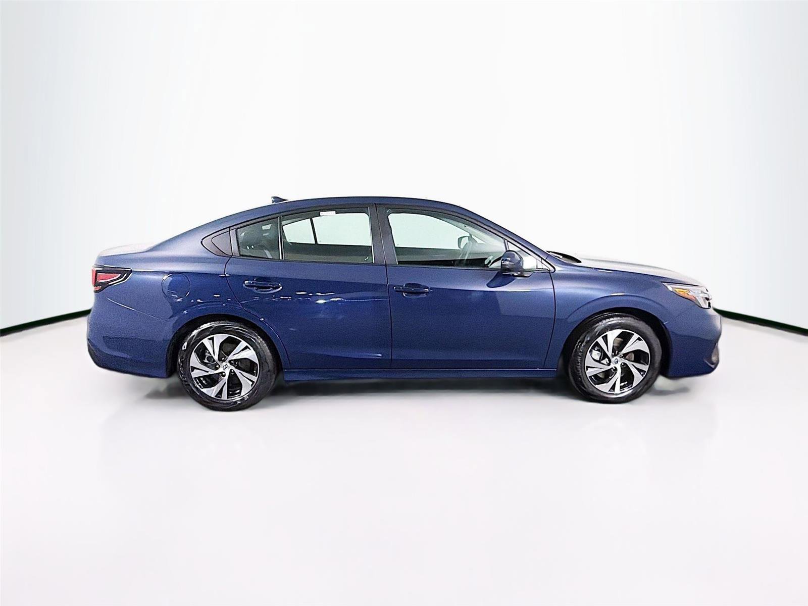 Used 2025 Subaru Legacy Premium AWD/4WD image 8