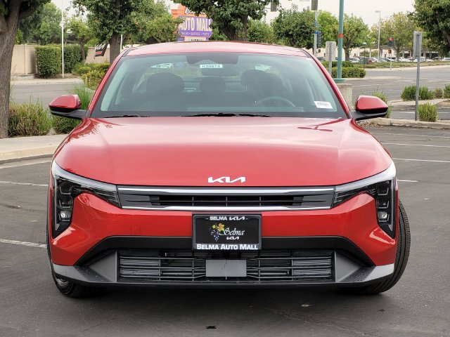 New 2026 Kia K4 FWD image 2