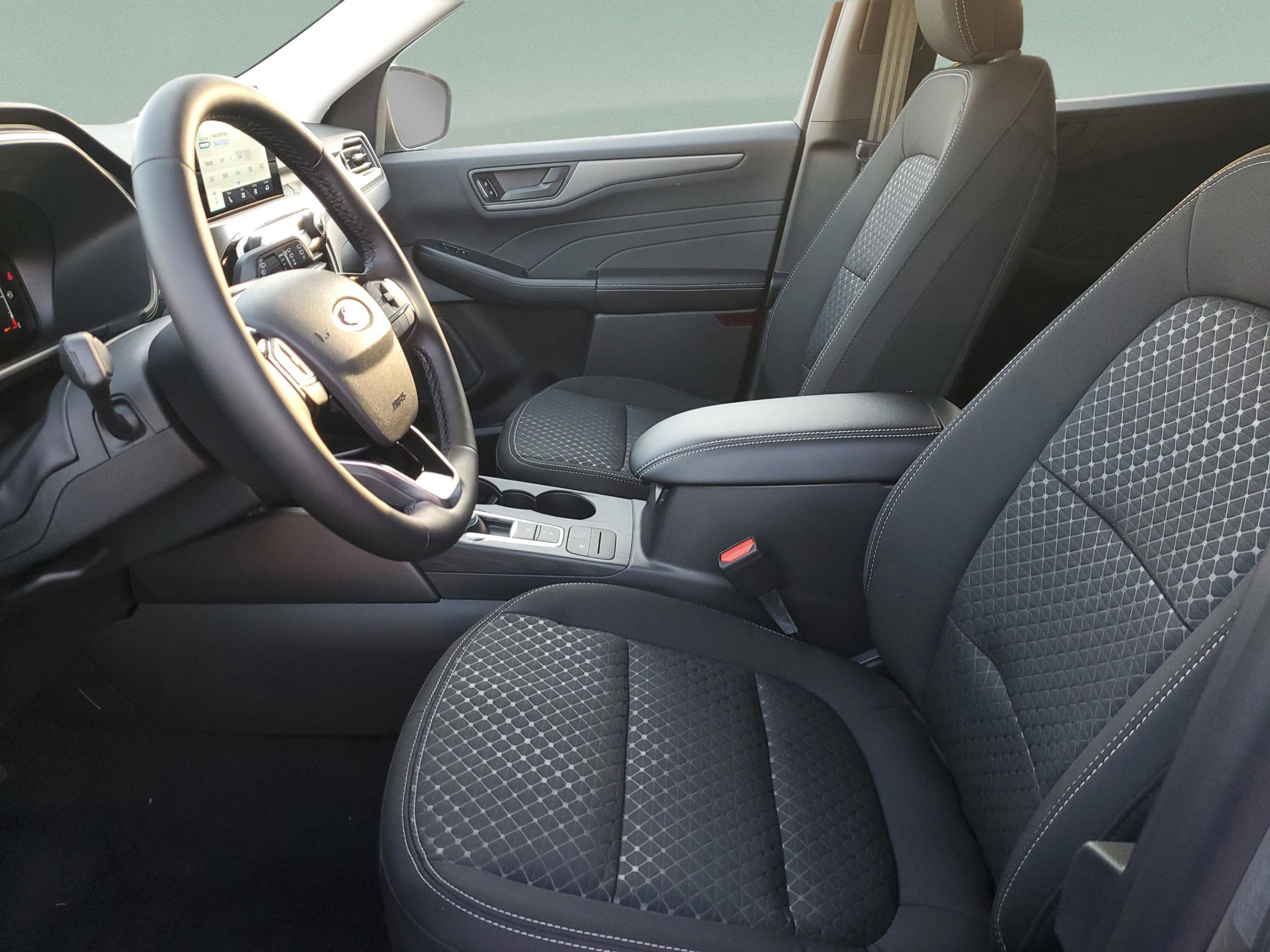 New 2026 Ford Escape Active w/ Cold Weather Package image 14