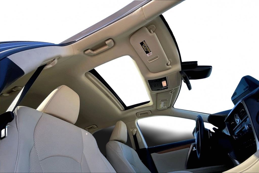 Used 2022 Lexus RX 450h AWD w/ Premium Package image 27