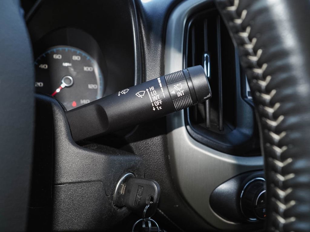 Used 2018 GMC Canyon Denali image 34