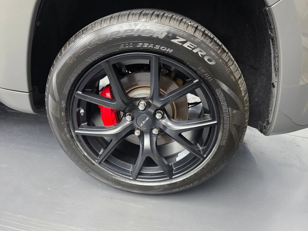 Used 2021 Jeep Grand Cherokee SRT AWD/4WD image 17